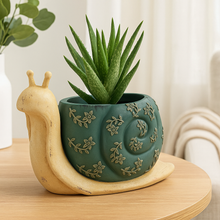 Load image into Gallery viewer, Floral Snail Planter

