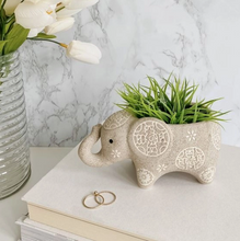 Load image into Gallery viewer, Elephant Shaped Planter
